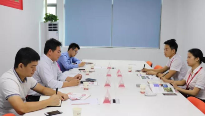 廣東珠海市商務(wù)局來訪東方龍商務(wù)深圳分公司，洽談委托招商引資合作