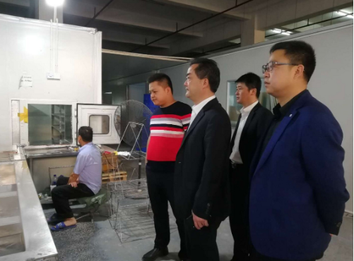 陪同政府園區(qū)對(duì)接考察智能手機(jī)配件投資選址項(xiàng)目,加快推進(jìn)項(xiàng)目選址落地 陪同政府園區(qū)對(duì)接考察智能手機(jī)配件投資選址項(xiàng)目,加快推進(jìn)項(xiàng)目選址落地