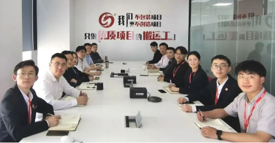 三地聯(lián)動、四輪驅(qū)動，確保招商精力不散、力度不減、熱度不降！4月上旬，集團成功通過39個優(yōu)質(zhì)投資選址項目！