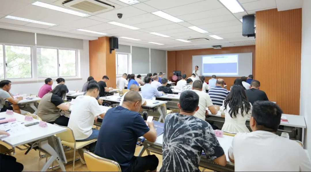 集團董事長/CEO陳谷音應(yīng)邀做客上海交通大學(xué)，為云南省魯?shù)榭h鄉(xiāng)村振興干部50人團做專業(yè)招商實戰(zhàn)培訓(xùn)！